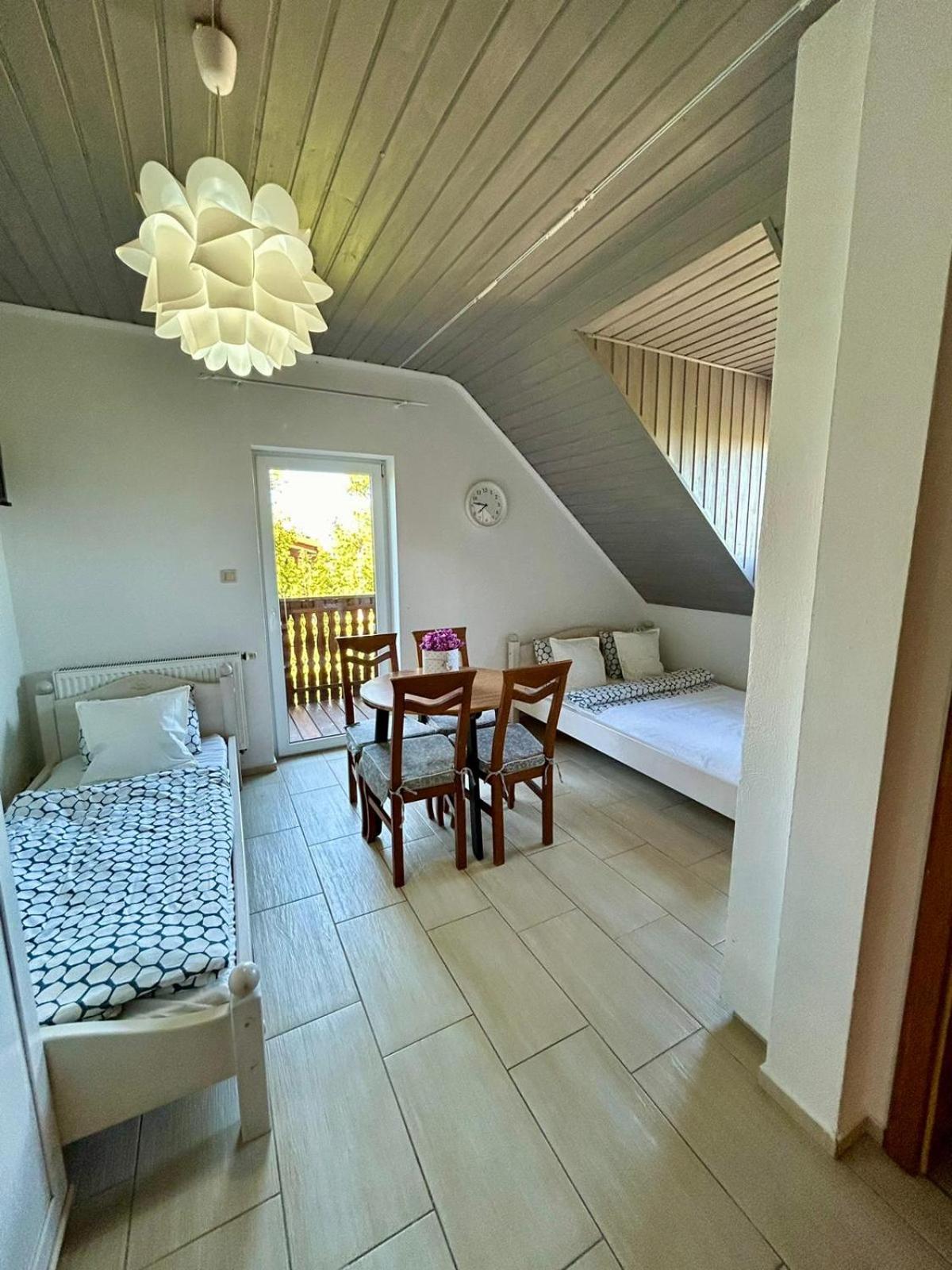 Pokoje Goscinne Nad Morzem Bobolin Exterior foto